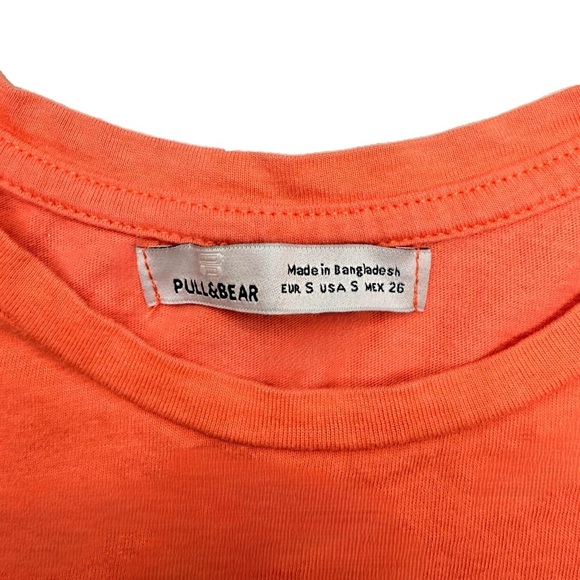 (NWOT) Pull & Bear "We Are on the Same Team" Paw Print Graphic Tee – Small - Picture 4 of 5